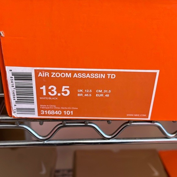 New in box Nike football cleats air zoom assassin td white black mens316840 101